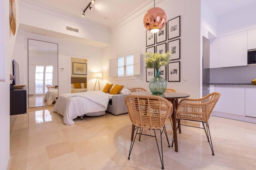 MuMu Luxury Suite Lirio by Valcambre Sevilla Exterior foto