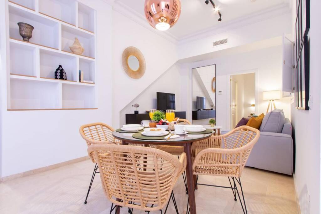 MuMu Luxury Suite Lirio by Valcambre Sevilla Exterior foto