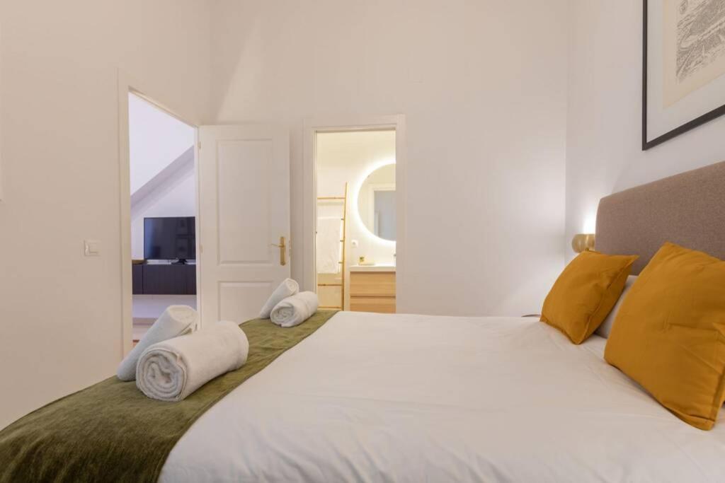 MuMu Luxury Suite Lirio by Valcambre Sevilla Exterior foto