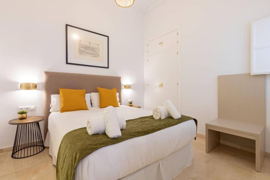 MuMu Luxury Suite Lirio by Valcambre Sevilla Exterior foto