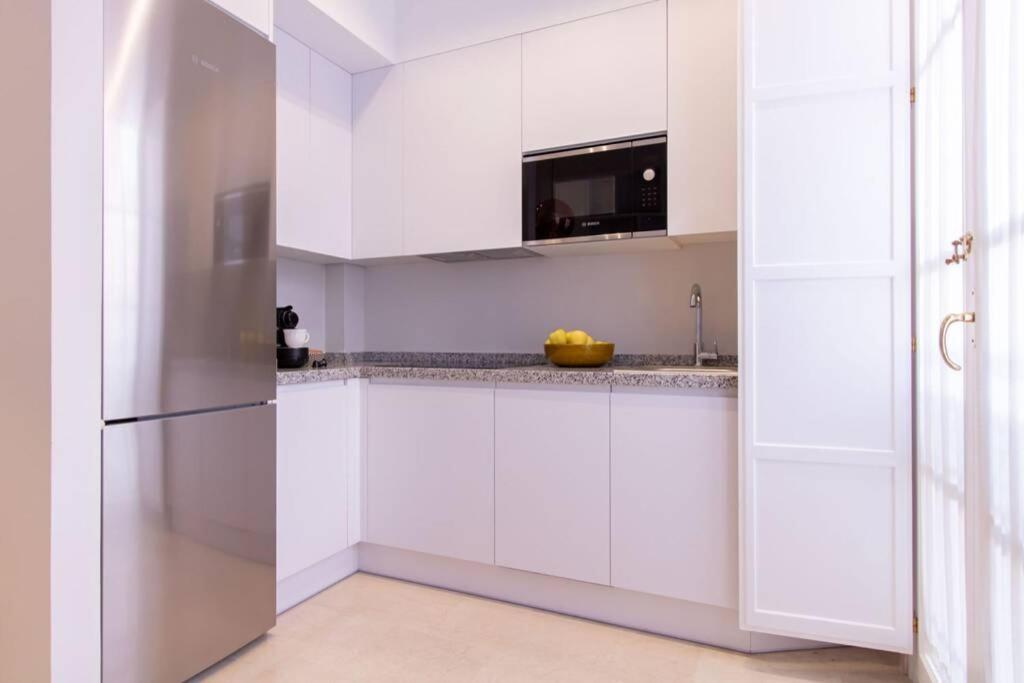 MuMu Luxury Suite Lirio by Valcambre Sevilla Exterior foto